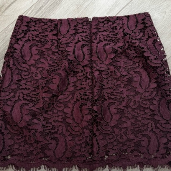 Guess Marciano skirt size 8 - Picture 2 of 3